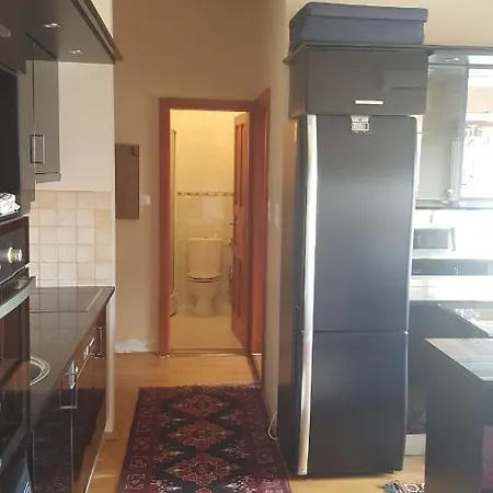 Apartament Golden Lake *